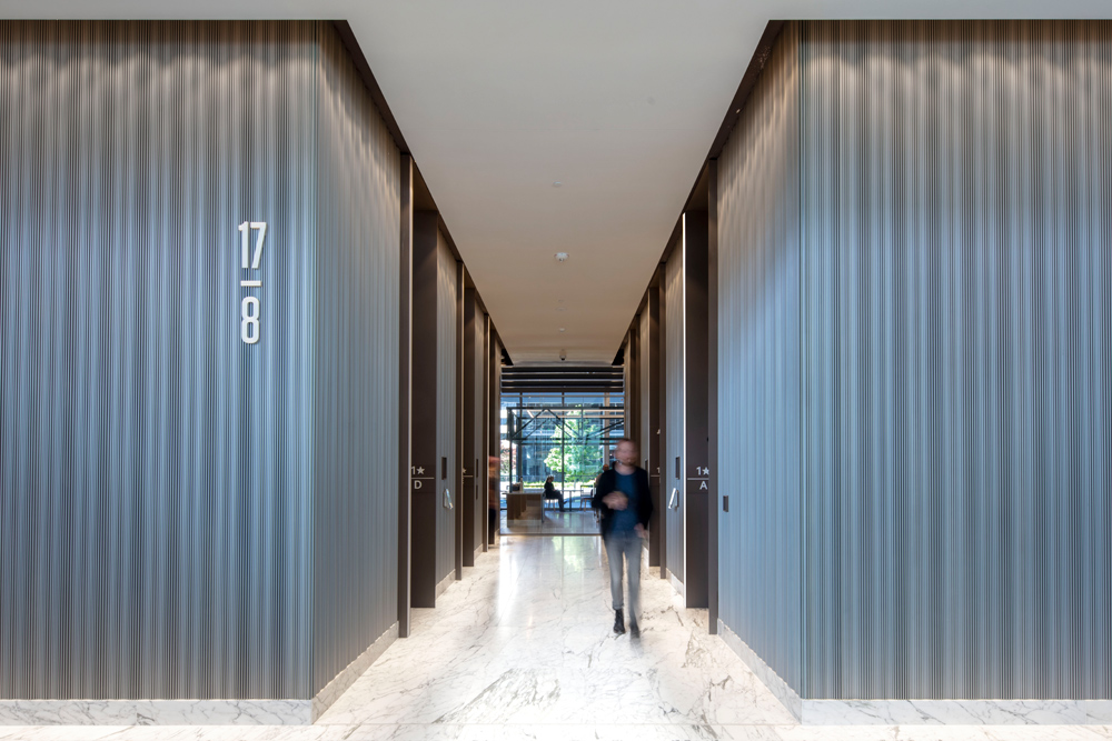 LMN Architects specified EM7804 Metal Valley to clad the corridor of Summit III Office Tower in Bellevue, Washington. Photo copyright Adam Hunter of LMN Architects.